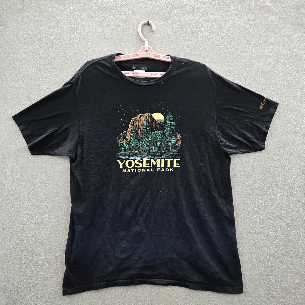 Columbia Men  Shirt L Black Graphic‎ Yosemite National Park Crew Neck Pullover
